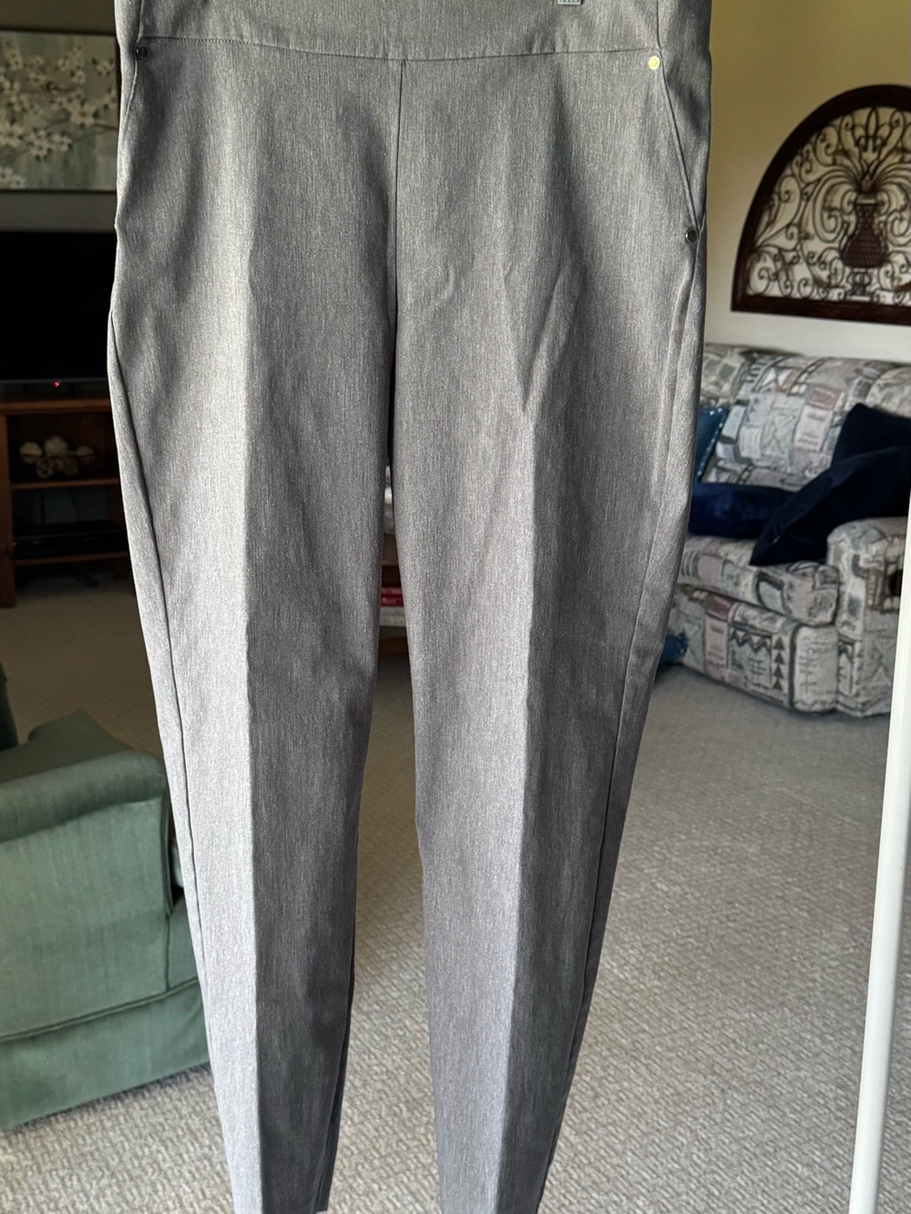 Women’s Slim Dress Pants in Gray